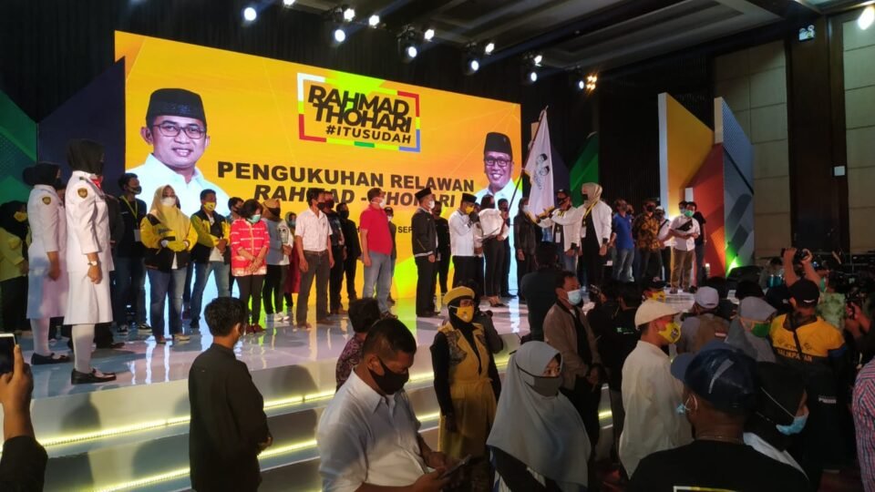 Pengukuhan Relawan Rahmad-Thohari, Kamis (24/9/2020)