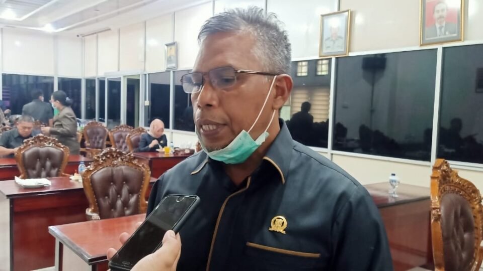 Subari Wakil Ketua DPRD kota Balikpapan. (foto: lilik)