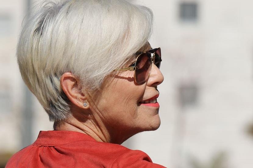 Ilustrasi Rambut Beruban