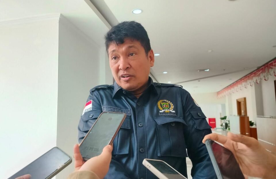 Teks: Anggota Komisi l DPRD Samarinda, Joni Sinatra Ginting.