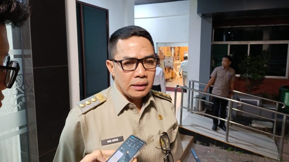 Teks: Wali Kota Samarinda, Andi Harun.