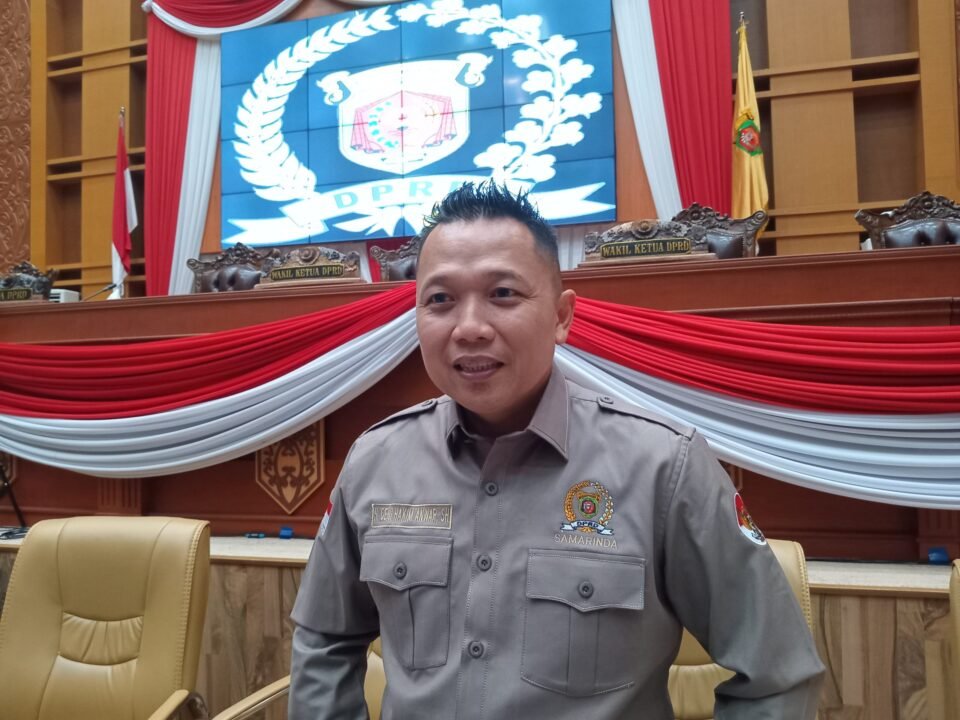 Teks: Anggota Panitia Khusus (Pansus) Laporan Keterangan Pertanggungjawaban (LKPj) DPRD Samarinda, Deni Hakim Anwar.