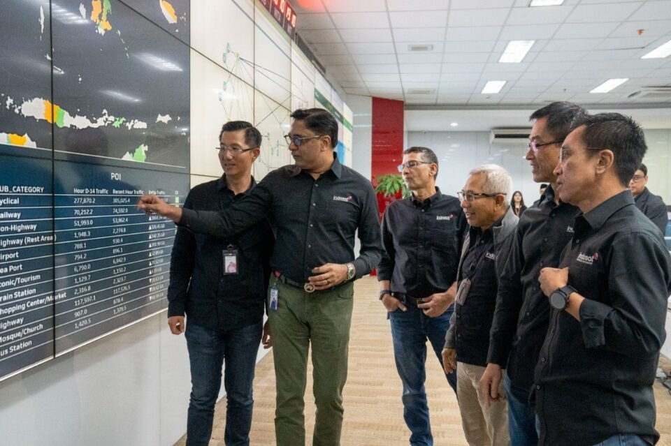 Teks: Desmond Cheung, Director and Chief Technology Officer Indosat Ooredoo Hutchison.