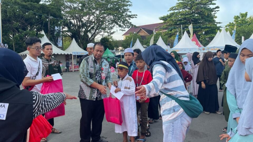 Teks: Muslimin Kepala Dinas Pemuda Olahraga dan Pariwisata Samarinda