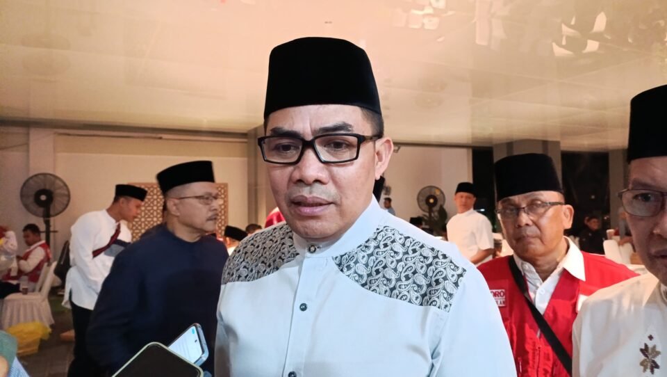 Teks: Wali Kota Samarinda, Andi Harun.