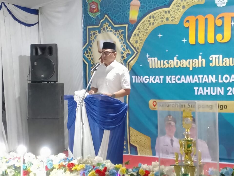 Teks: Wali Kota Samarinda, Andi Harun.