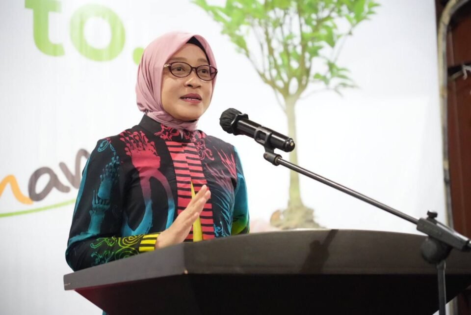 Teks: Sekretaris Daerah Provinsi Kalimantan Timur (Sekdaprov Kaltim), Sri Wahyuni.