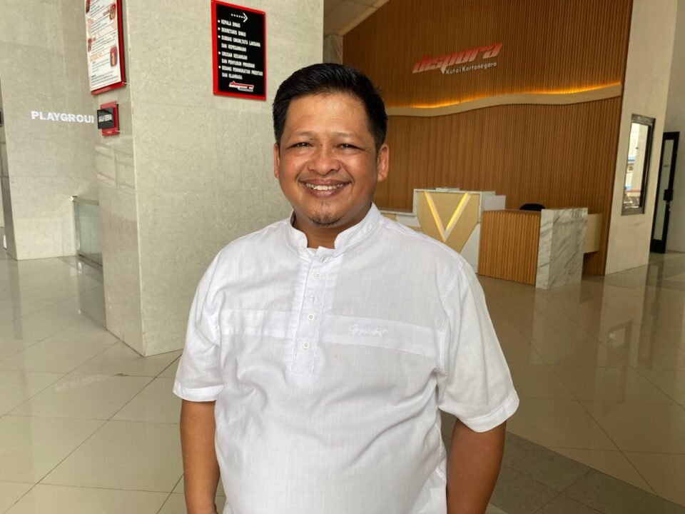 Kadispora Kukar, Aji Ali Husni.
